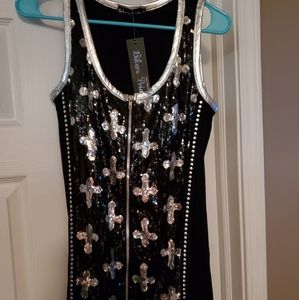 Ladies Seeveless Zip-up Top